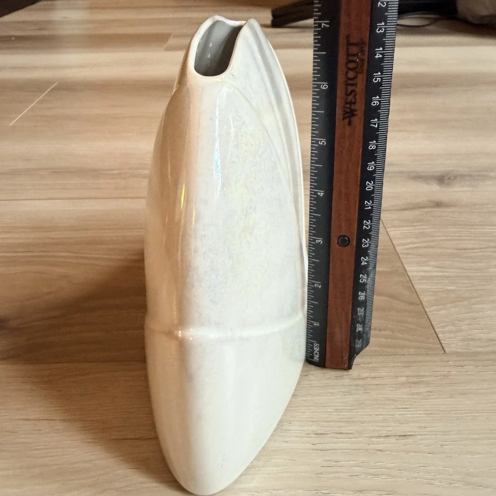 80's Pearly Ceramic Vase for Home Decor Vandor 1985
